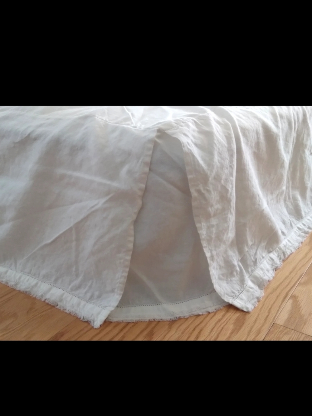 Eileen Fisher Home King  Wht Hemstitch Raw Edge LinenCotton Bedskirt Discontin.